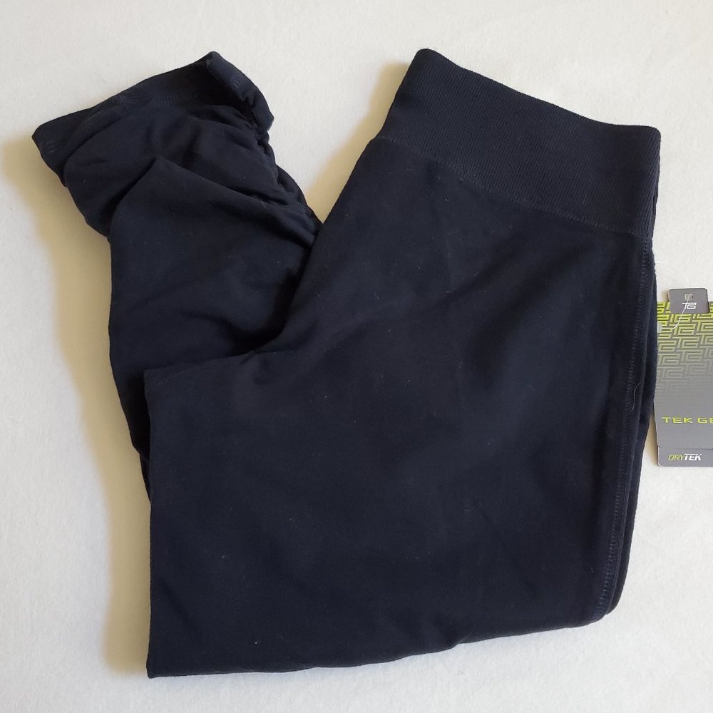 NWT Tek Gear Activewear Black Ruched Capri Leggings Pants Size Small - Picture 2 of 8